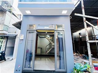 Nhà (dt3,8x10m) ở trương thị hoa, quận 12. đối diện trường thcs nguyễn hiền. giá 1tỷ798tr còn tl