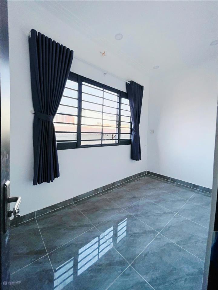 Nhà hẻm oto (dt 4x7m) ở 551 lê văn khương, quận 12. gần chợ thiếc, giá 1tỷ498tr còn tl
