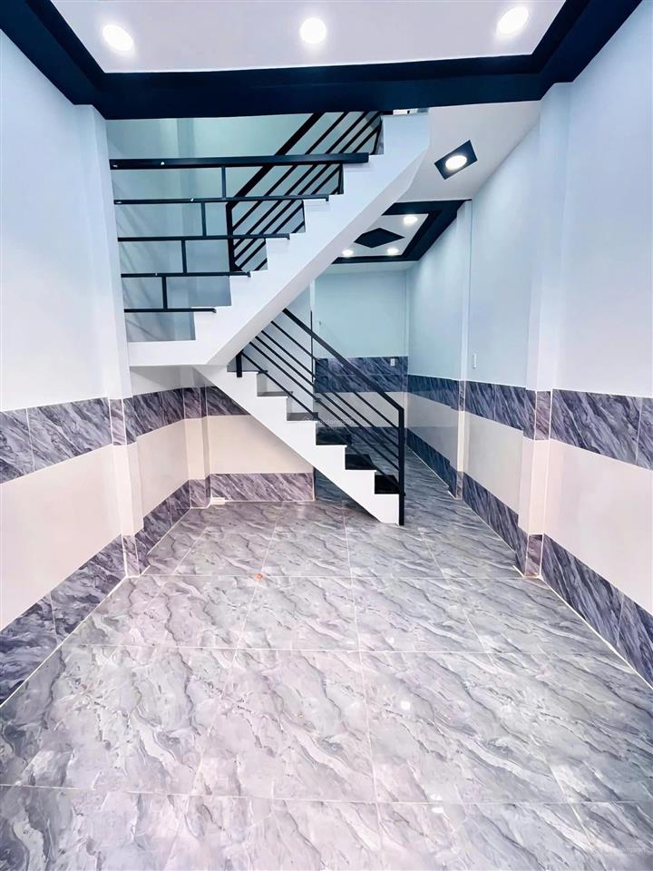 Nhà nguyễn văn quá ngay galaxy nguyễn văn quá. dt 3,5x8m giá 1tỷ579tr còn thương lượng