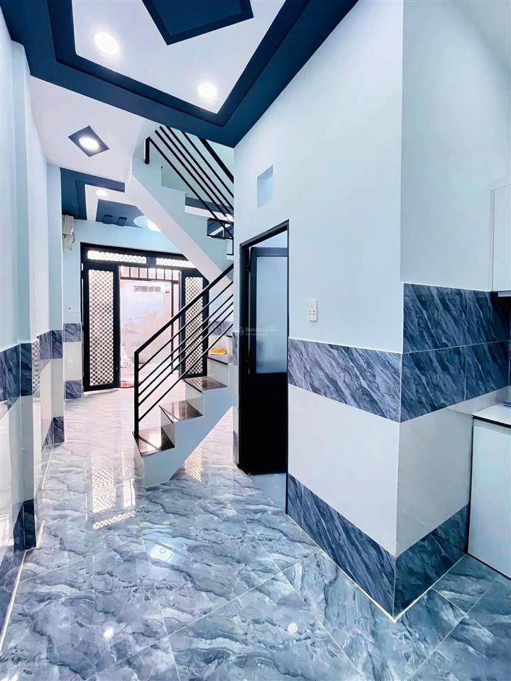 Nhà nguyễn văn quá ngay galaxy nguyễn văn quá. dt 3,5x8m giá 1tỷ579tr còn thương lượng