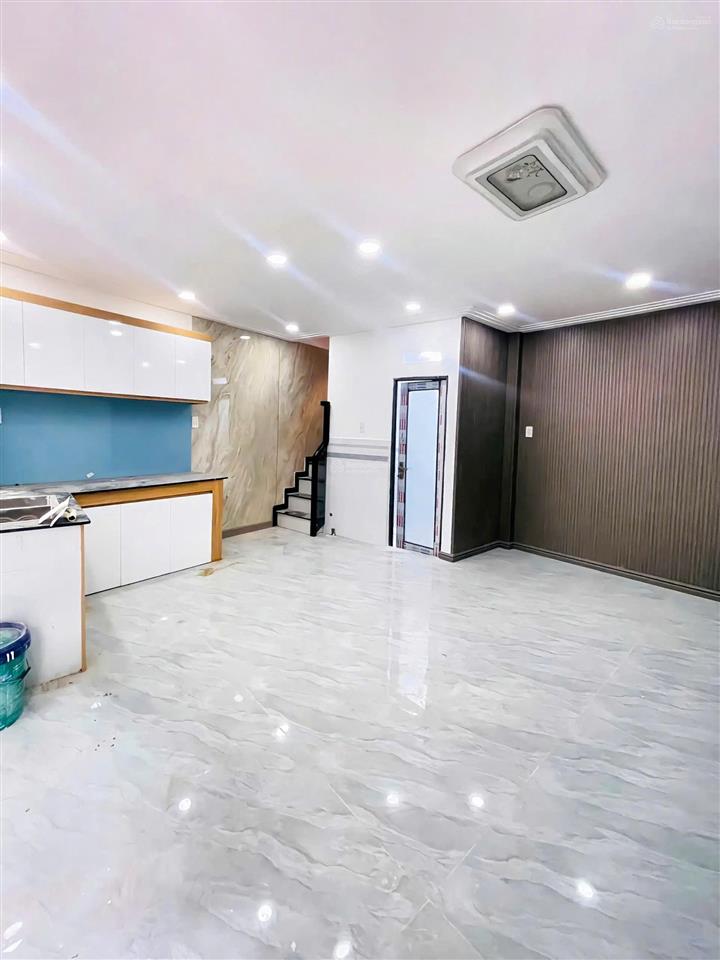 Nhà mới (dt 5,5x6m) có 2 phòng ngủ 2wc ở nguyễn ảnh thủ giá 1tỷ338tr còn thương lượng