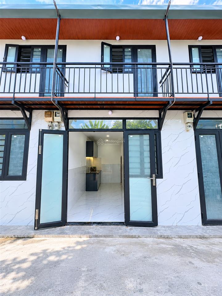 Nhà (dt3,5x6,5m) giá chỉ 880tr (còn tl) có 2 phòng ngủ ở đông bắc gần tô ký cầu vượt quang trung