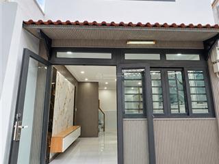 Nhà ở tô ký (dt 4x8m) ngay cầu vượt quang trung có 2pn. giá 1tỷ380tr còn tl. shc đc giữ sổ hồng gốc