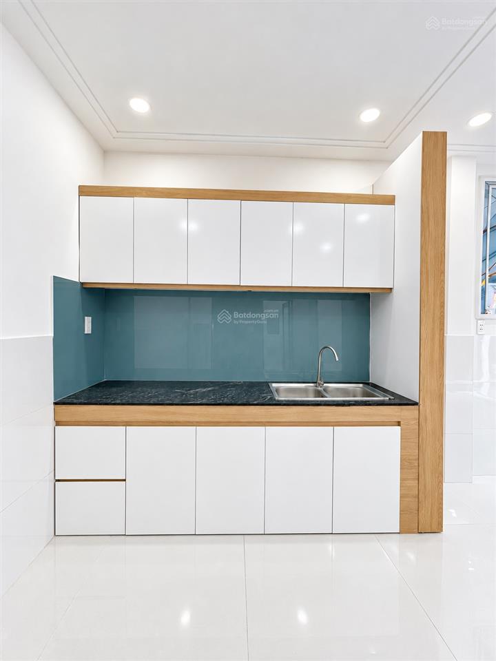 Nhà ở tô ký (dt 4x8m) ngay cầu vượt quang trung có 2pn. giá 1tỷ380tr còn tl. shc đc giữ sổ hồng gốc