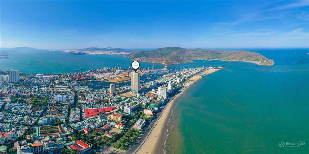 Căn 1pn 46m2, tầng cao view biển, full nội thất giá 1,7 tỷ đồng.  0935 739 *** để xem nhà