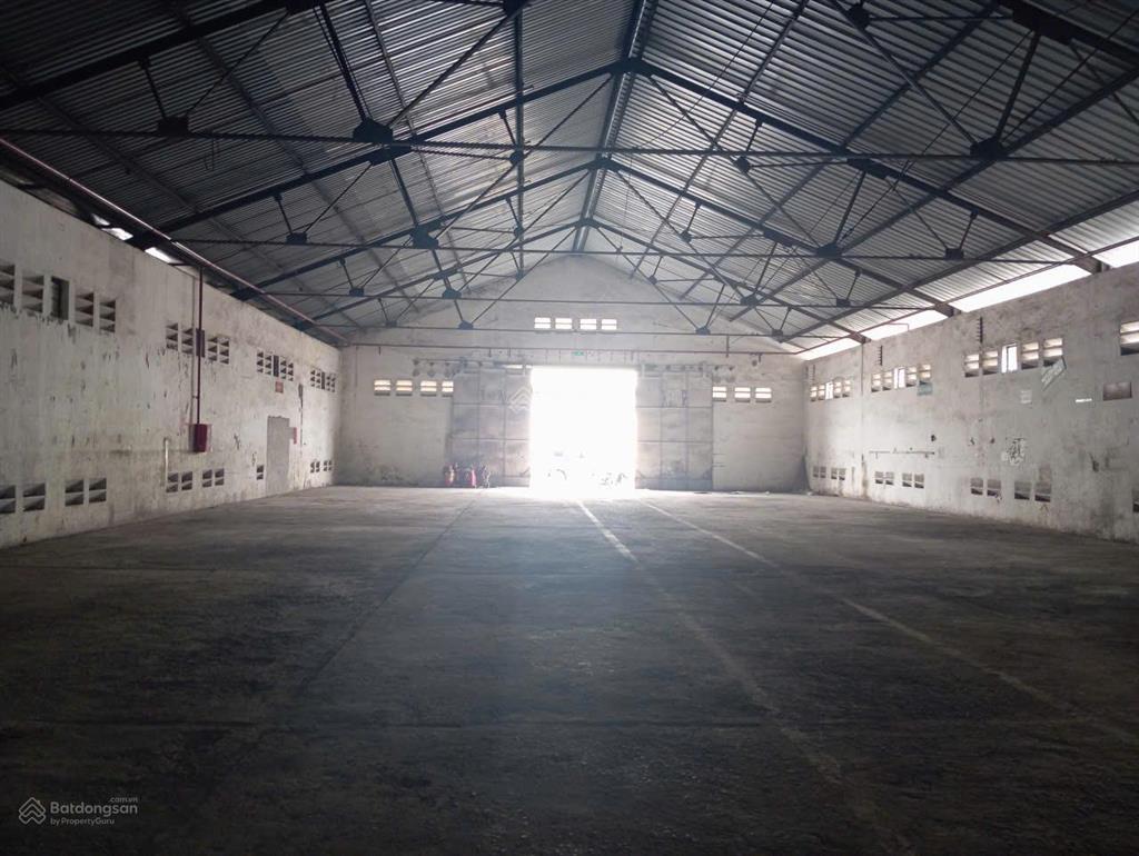 Cho thuê kho xưởng 650m2 phường linh xuân, thành phố thủ đức. pccc tự động, giá 52 triệu/tháng