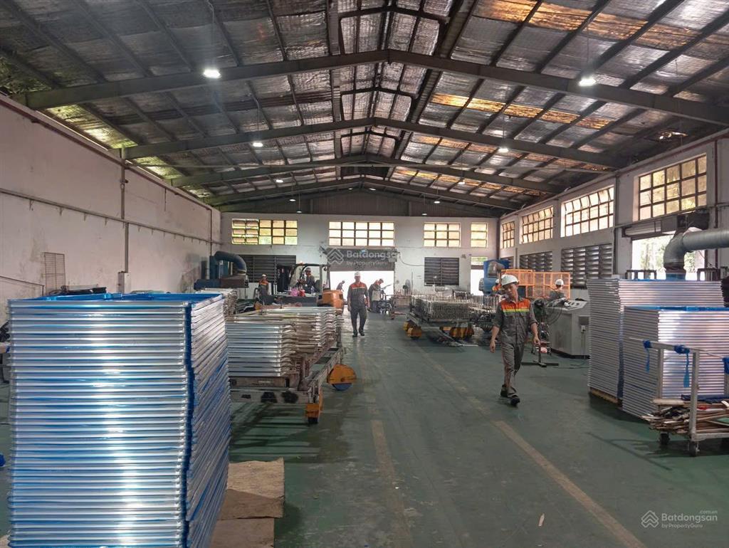 Cho thuê kho xưởng 830m2, khuôn viên 1400m2 trong kcn bình chiểu, có pccc, sân bãi rộng rãi