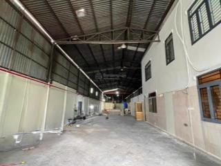 Cho thuê kho xưởng 900m2 gần chợ nông sản thủ đức, giá 70tr/th, đường xe cont, có pccc