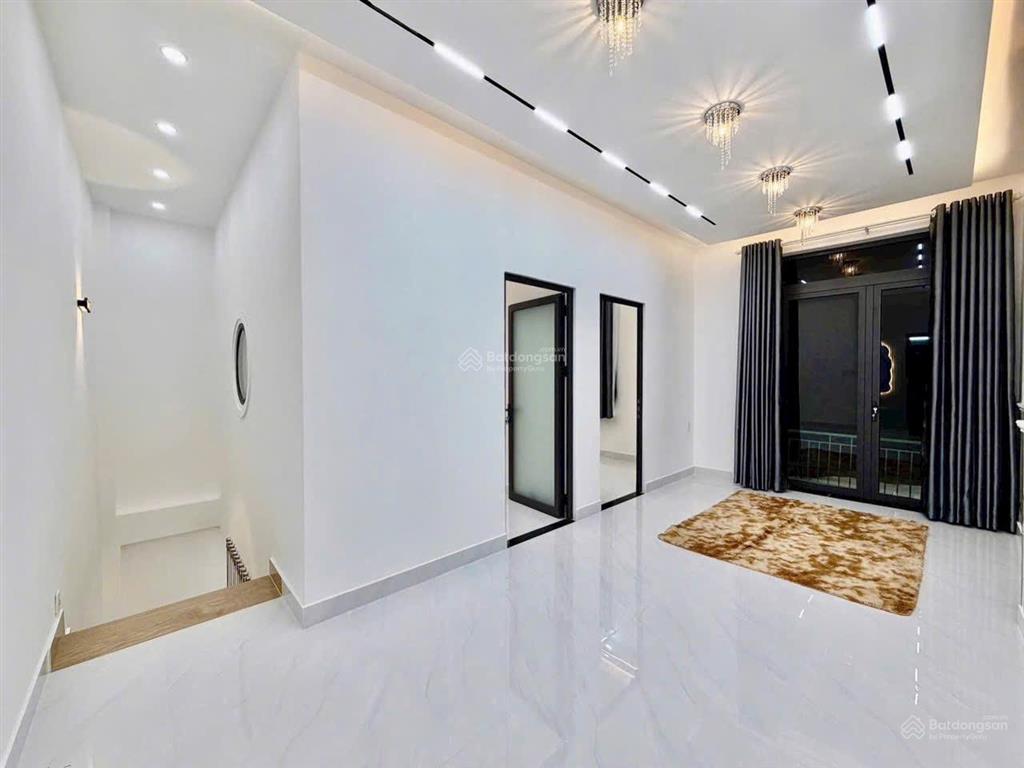 Bán nhà mới đẹp 1622 huỳnh tấn phát, 1 trệt 2 lầu, 5 tỷ 150