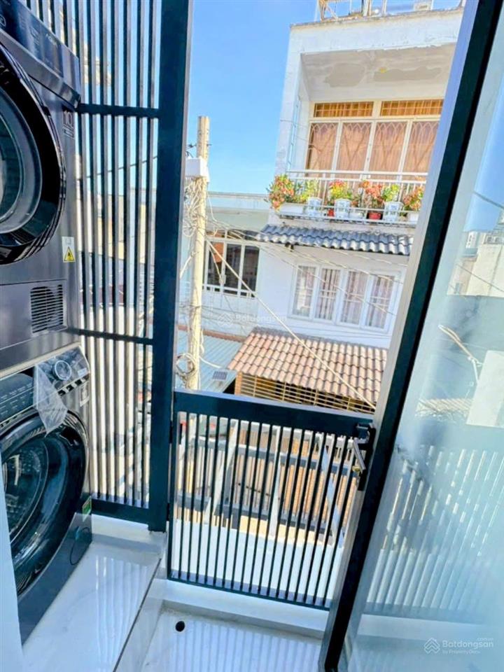 Bán nhà full nội thất, sổ hồng riêng. gần cầu phú mỹ q7