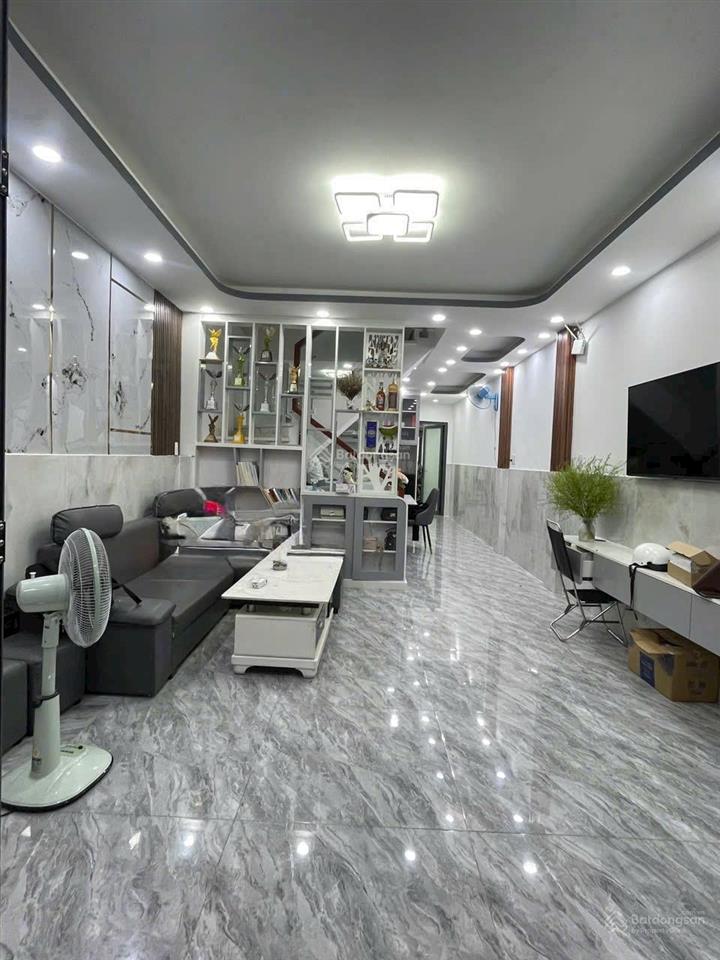 Nhà 1 trệt 1 lầu  4x19  huỳnh tấn phát, ngay cầu phú xuân  4 tỷ 850
