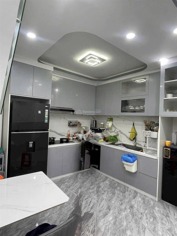 Nhà 1 trệt 1 lầu  4x19  huỳnh tấn phát, ngay cầu phú xuân  4 tỷ 850