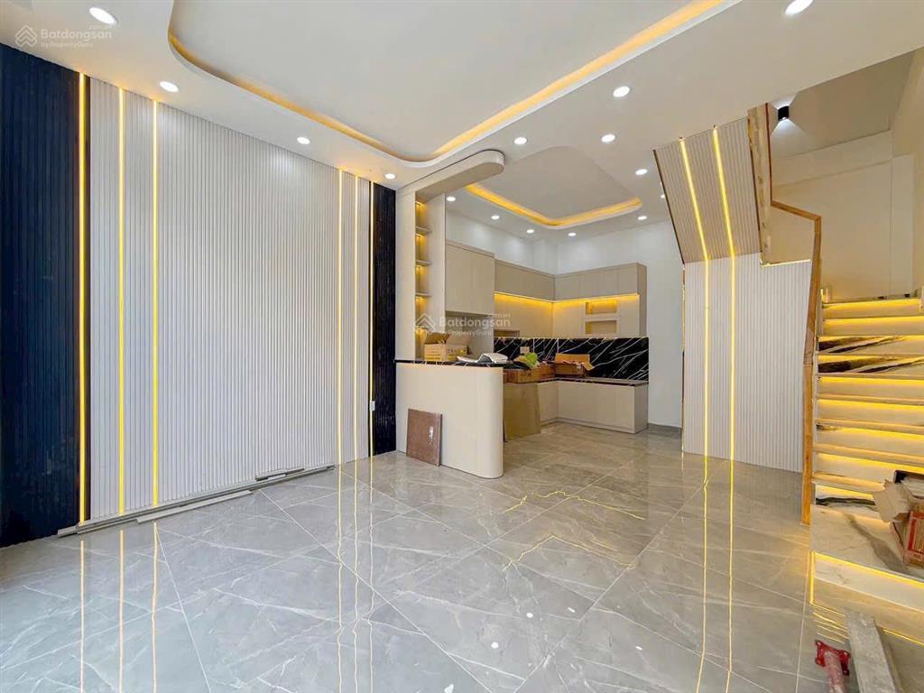 Nhà xây mới 100%  hẻm 1830 huỳnh tấn phát, nhà bè. cách mặt tiền htp chỉ 10m.