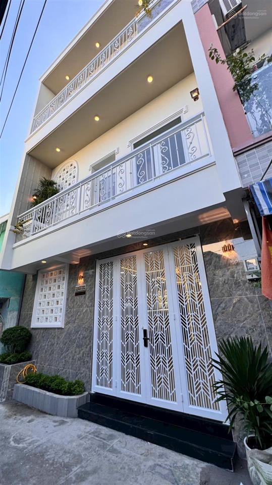 Nhà mới đẹp đường huỳnh tấn phát, quận 7  6m x 7m  cạnh phú mỹ hưng.