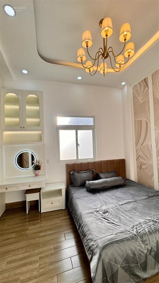 Nhà mới đẹp đường huỳnh tấn phát, quận 7  6m x 7m  cạnh phú mỹ hưng.