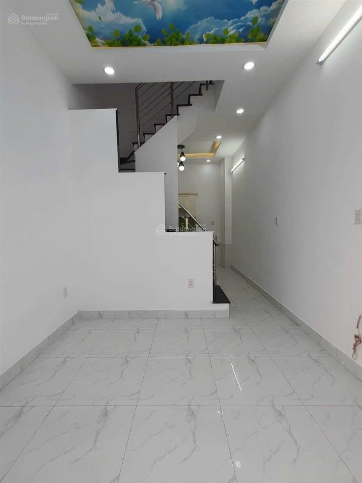 Cần bán gấp giảm 140tr nhà 2 lầu hà huy giáp 3 phòng ngủ 3wc sân thượng
