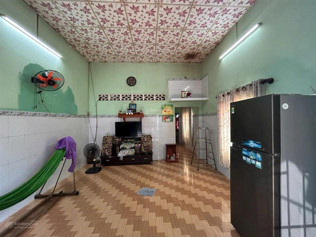Bán nhà sổ hồng riêng an phú đông 27, hoàn công đầy đủ không quy hoạch 2,6 tỷ, dt 4x10m