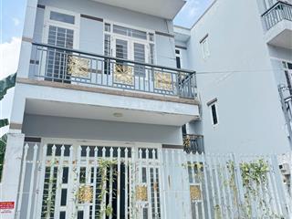 Bán nhà thạnh xuân quận 12 2 lầu dt 6x11m nở hậu 6,6m đường 6m thông