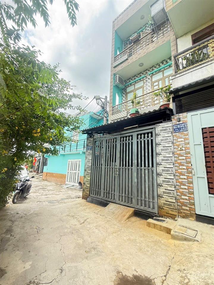 Bán nhà shr thạnh xuân 33 dt 4x15m 2 lầu 4 phòng ngủ đường thông ô tô 5m tương lai ra mặt tiền 20m