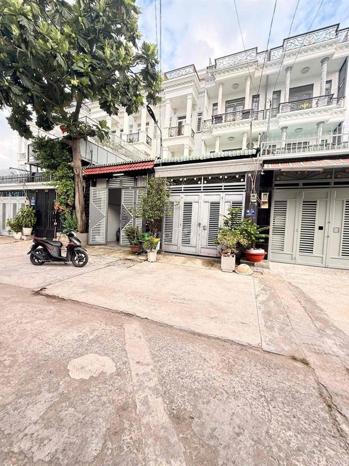 Đi nước ngoài- Cần sang gấp nhà Thạnh Lộc 37