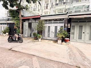 Đi nước ngoài- Cần sang gấp nhà Thạnh Lộc 37