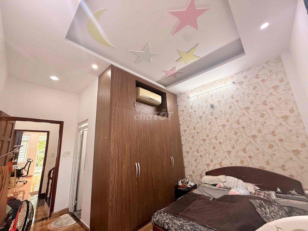 Đi nước ngoài- Cần sang gấp nhà Thạnh Lộc 37