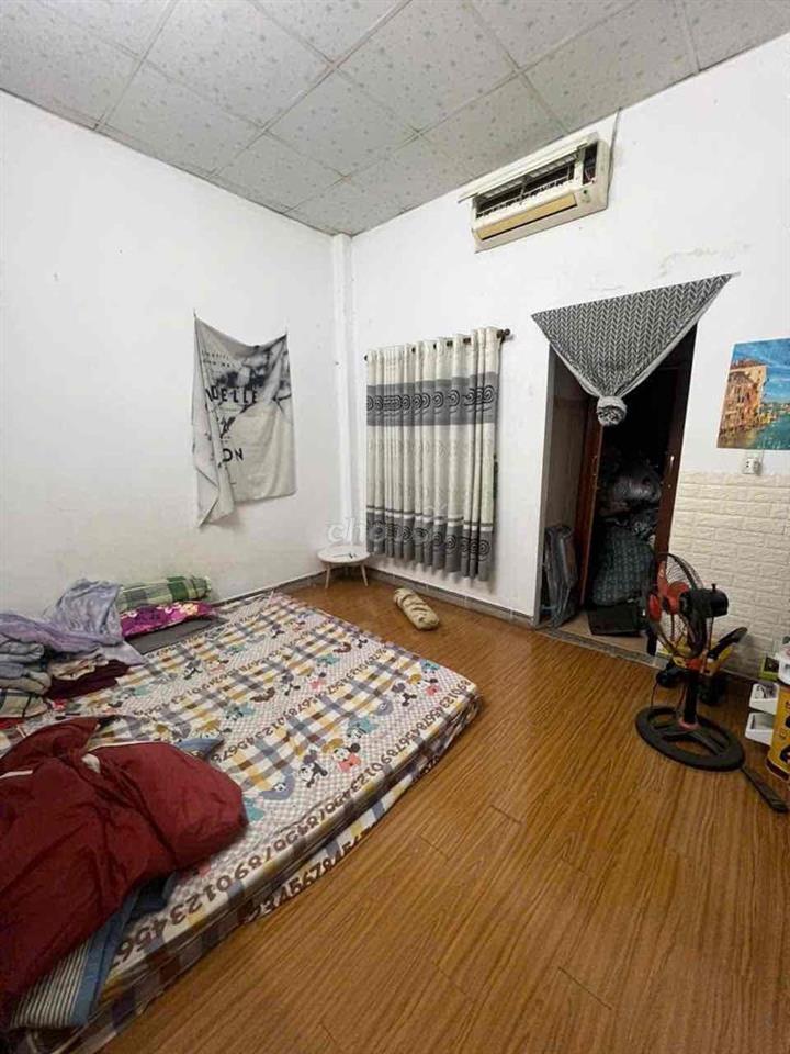 Chủ kẹt quá giảm giá bán nhanh nhà ngay chợ Cầu Đồng