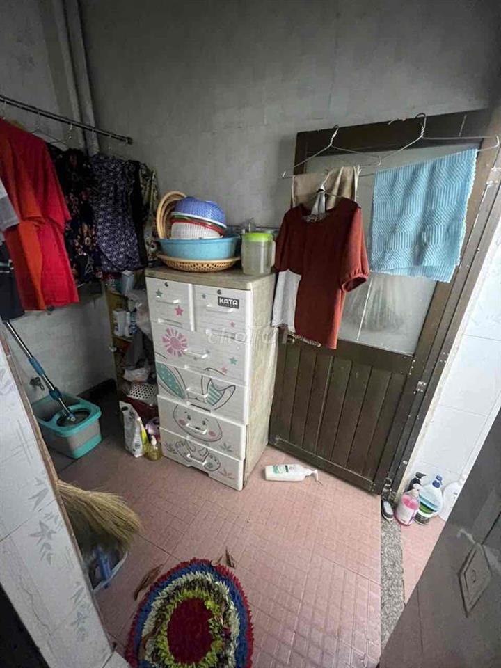 Chủ kẹt quá giảm giá bán nhanh nhà ngay chợ Cầu Đồng