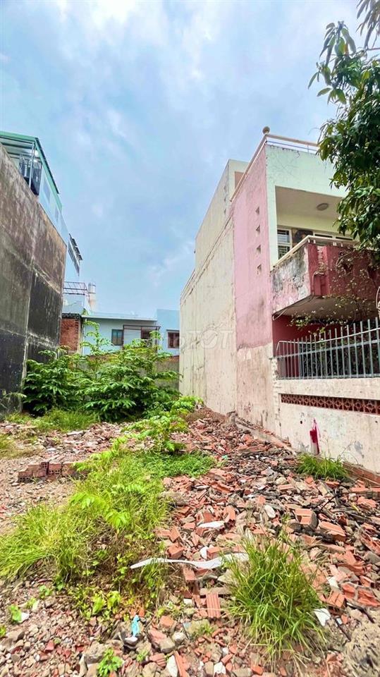 đất ngộp bán xả lổ - cách ngã 4 ga 500m- p. An Phú Đông