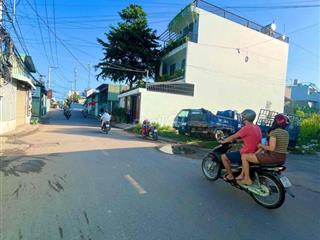 đất mặt tiền kinh doanh - ngay Thạnh Lộc 15