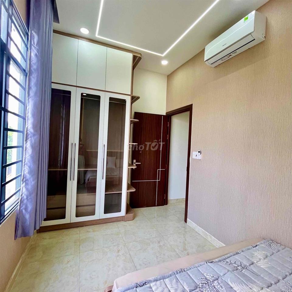 Nhà p. Thới An- hẻm thông- kinh doanh buôn bán tốt