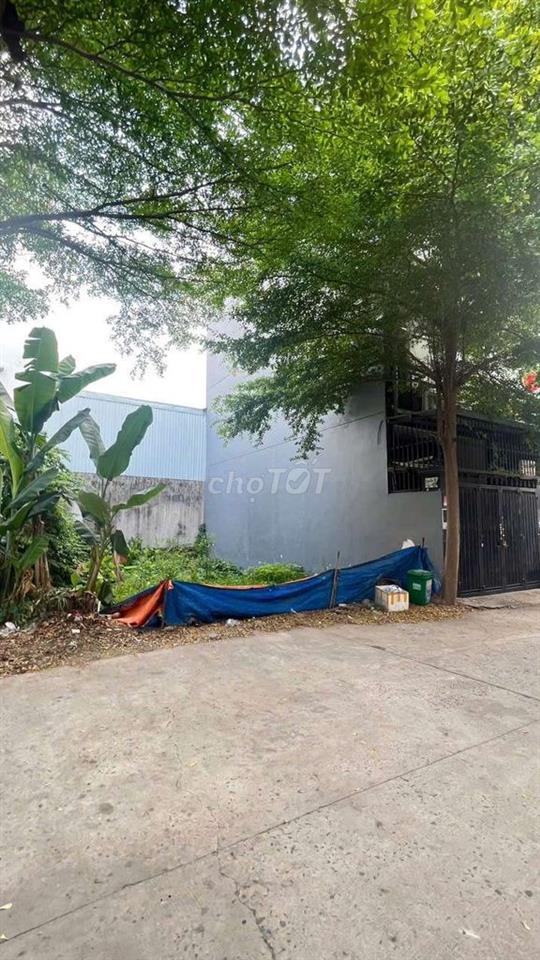 đất đường thông, gần ngay chợ Minh Phát