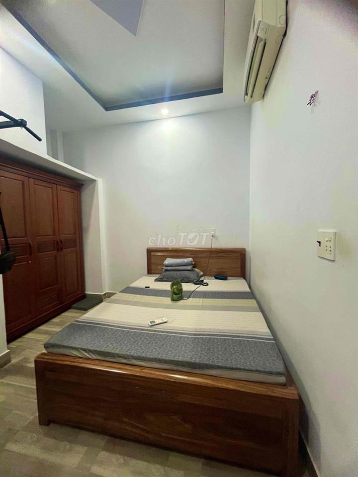 xả lỗ!!  nhà đường Thạnh Lộc 27- sát chợ cầu Đồng