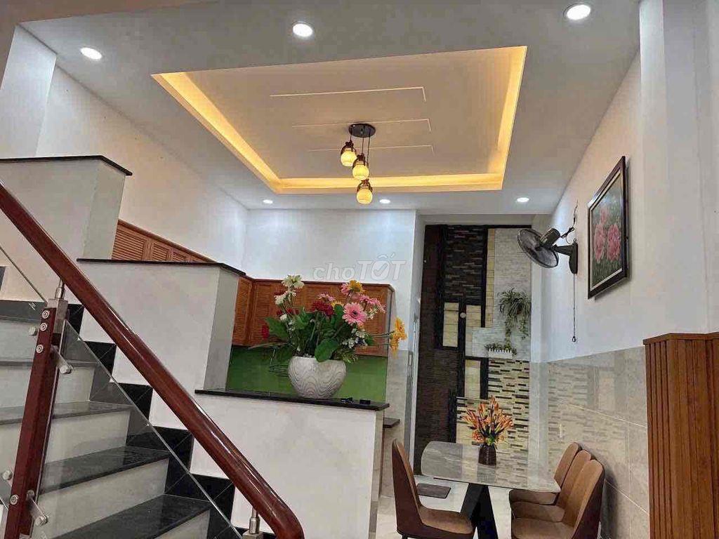 gia đình kẹt cứng- chấp nhận bán lỗ nhà 1 trệt 2 lầu