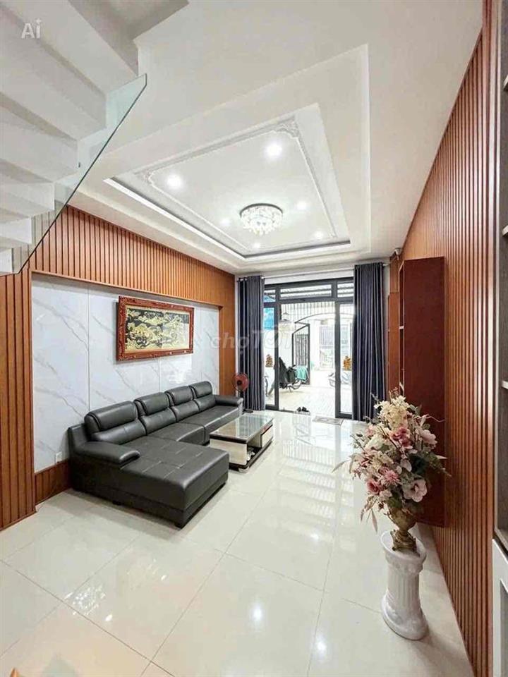 nhà đẹp - sát UBND Phường An Phú Đông- cần gả gấp
