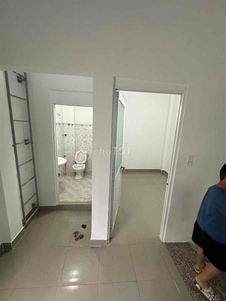 nhà Thạnh Xuân 25, đường 4m, thông thoáng