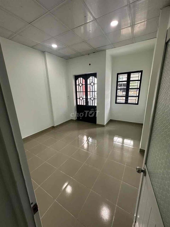 nhà Thạnh Xuân 25, đường 4m, thông thoáng