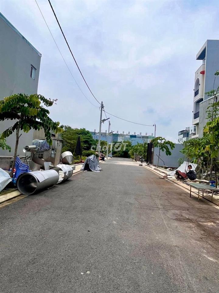 bán đất thạnh xuân 25 quận 12 104m2 mặt tiền đường 7m