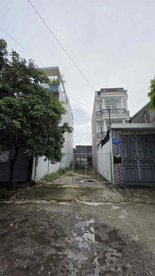 đất  gần chợ Minh phát - 5x20m - đường thông oto