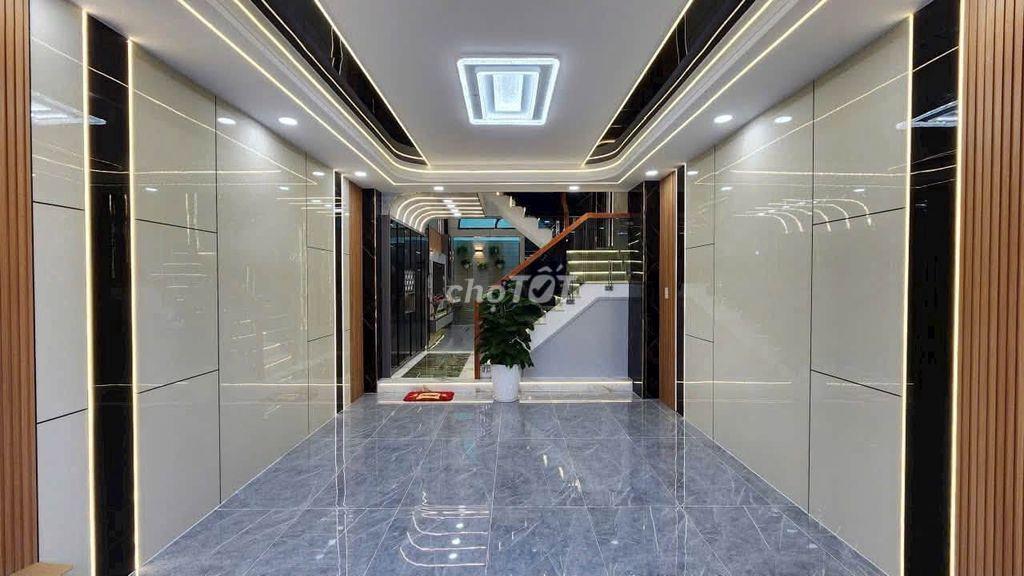 Bán nhà phố 4x14m Trệt 3 Lầu gần Ngã 4 Ga, Quận 12