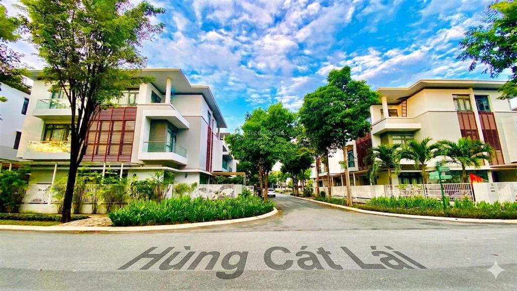 Bán căn góc biệt thự phố đông village cát lái  dt 188.6m2  giá chỉ 23 tỷ  đón đầu hạ tầng