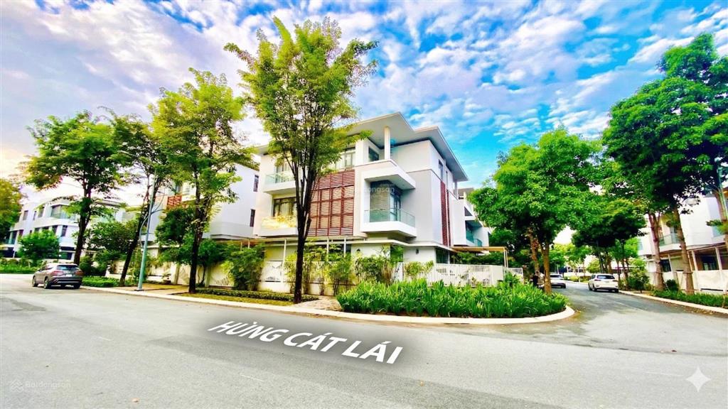 Bán căn góc biệt thự phố đông village cát lái  dt 188.6m2  giá chỉ 23 tỷ  đón đầu hạ tầng
