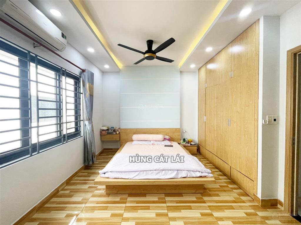 Bán nhà phố citi bella 1  vị trí đẹp  giá tốt 9.5 tỷ  tặng nội thất dính tường cao cấp