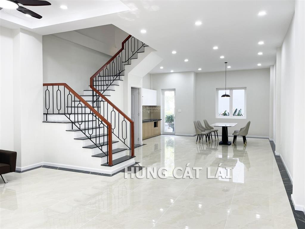 Bán nhà phố cao cấp sol villas cát lái  dt 120m2  có sẵn hđ thuê 25tr  shr  giá 16.5 tỷ