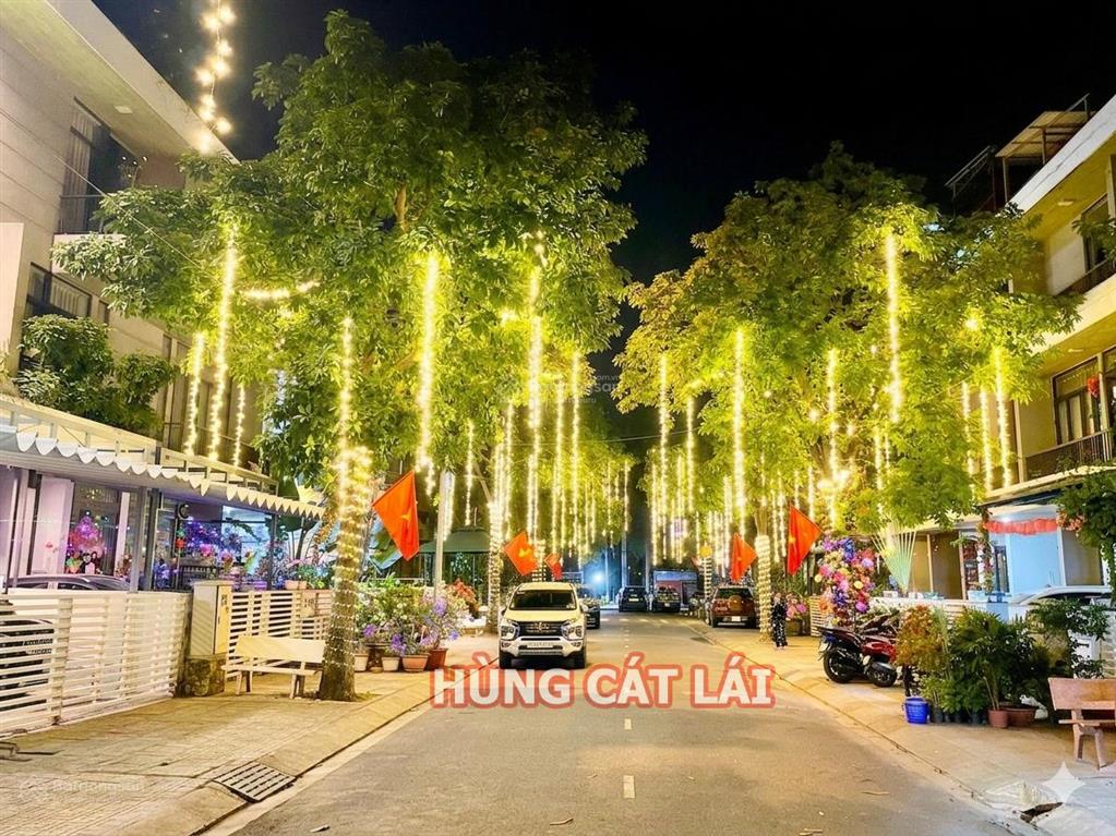 Hùng cát lái  bán nhà phố citi bella 2, dt 85m2, 1 trệt 2 lầu, đường 38 cl, đông nam, giá 9.5 tỷ