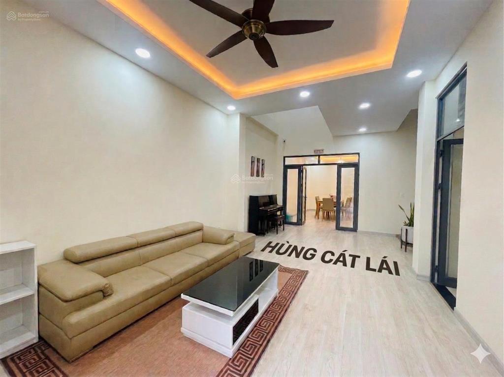 Bán nhà 1 trệt 4 lầu, dt 7x17m, 8 pn, có ô chừa thang máy, thích hợp mua làm chdv, shr, giá 13 tỷ