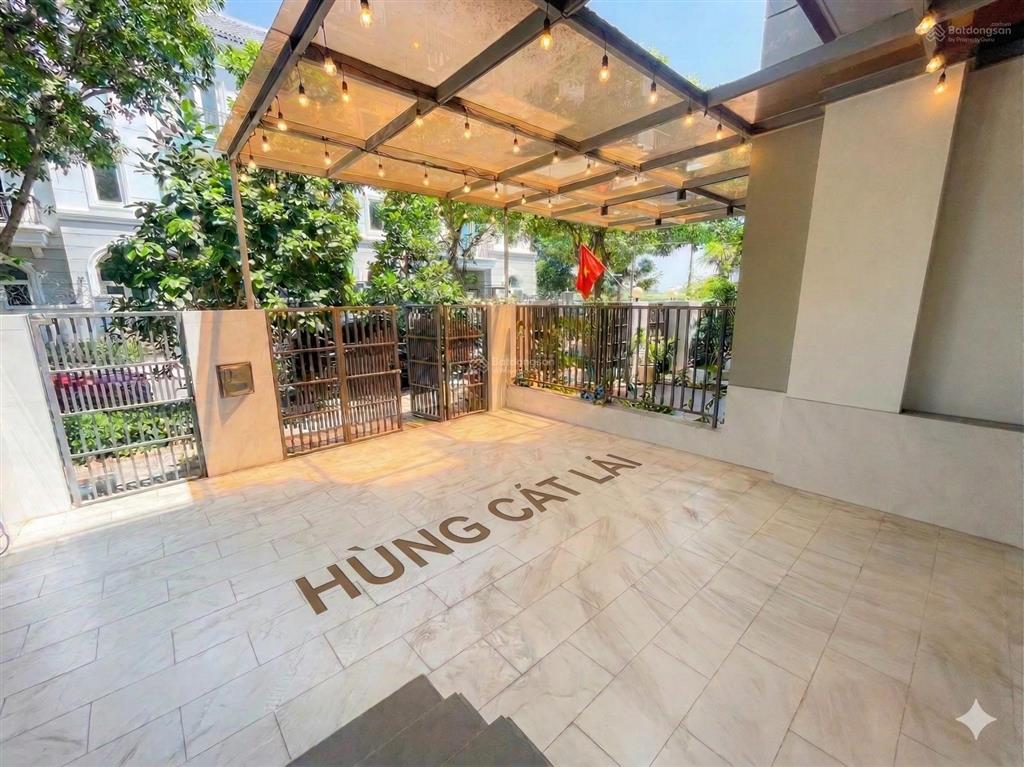 Phố đông village cát lái  nhà đẹp full nội thất  giá chỉ 13.5 tỷ giá rẻ bằng nhà thô  shr