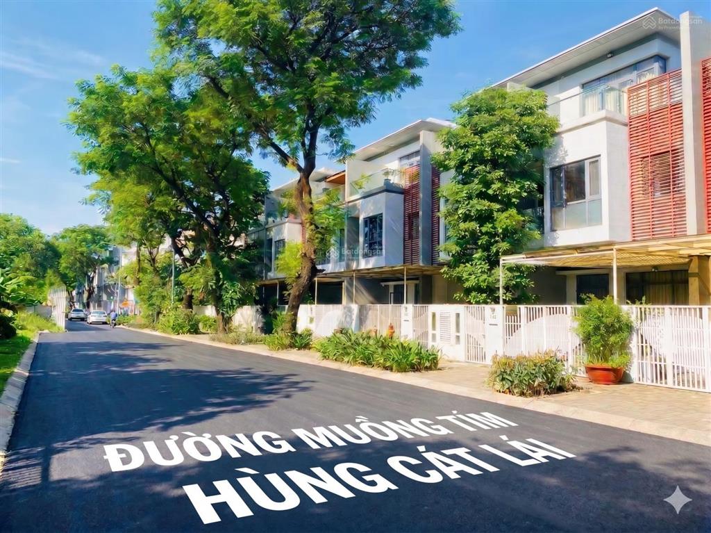 Phố đông village cát lái  mt đường chính 20m  full nội thất  giá chỉ 15.5 tỷ (rẻ bằng nhà thô)