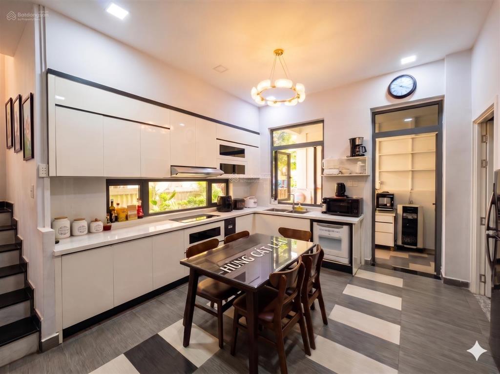 Biệt thự song lập phố đông village cát lái  dt 190m2  sân vườn siêu đẹp  nt cao cấp  giá 23 tỷ