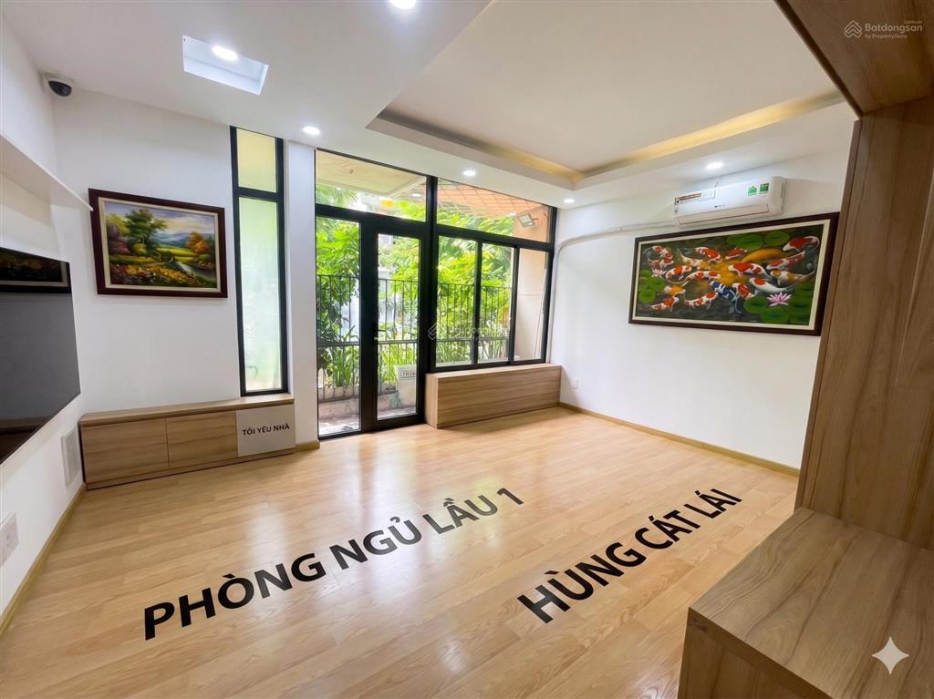 Bán nhà phố citi bella 2 cát lái  dt 85m2  giá 10.2 tỷ  1 trệt 2 lầu  nhà hoàn thiện  đông nam
